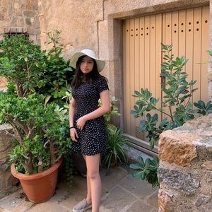 Meet your Posher, Julia